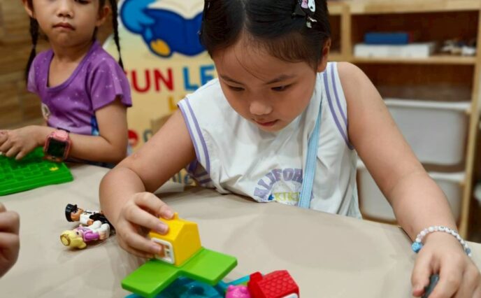 LINE_ALBUM_Fun learn hub 4_251231_35